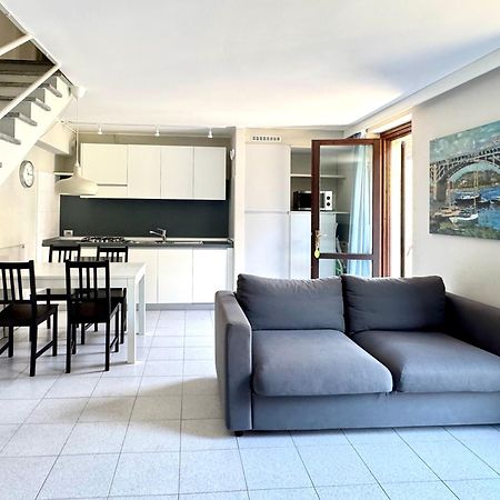 Iris 2 Lago Di Como Dongo Exterior photo